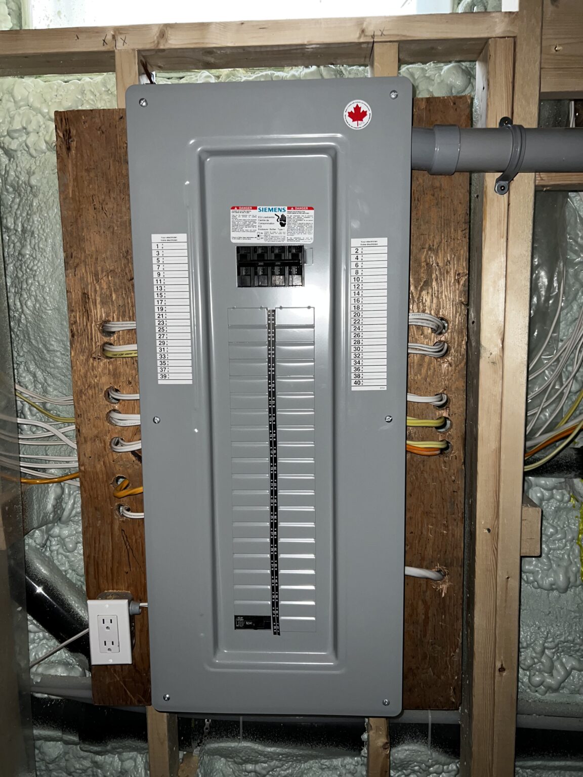 Siemens 200 amp electrical panel with circuit directory labels